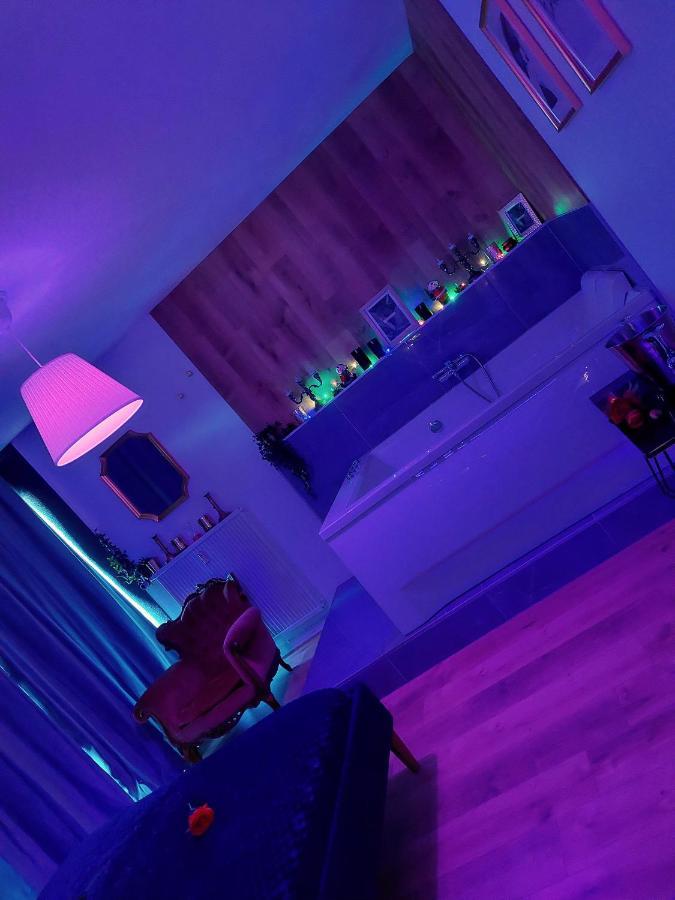 Superbe Appartement Colmar Avec Vue Et Jacuzzi Buitenkant foto